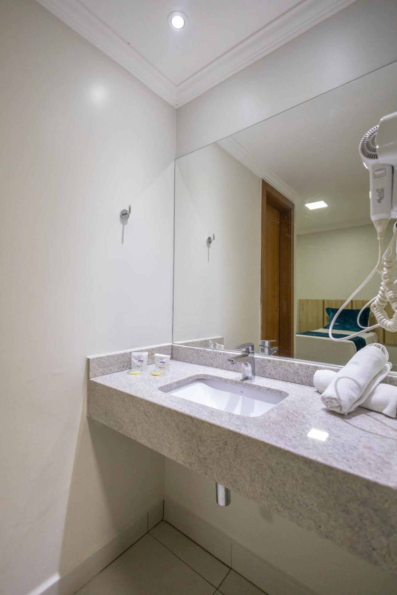 Hotel Hot Springs - Bvtur 3*